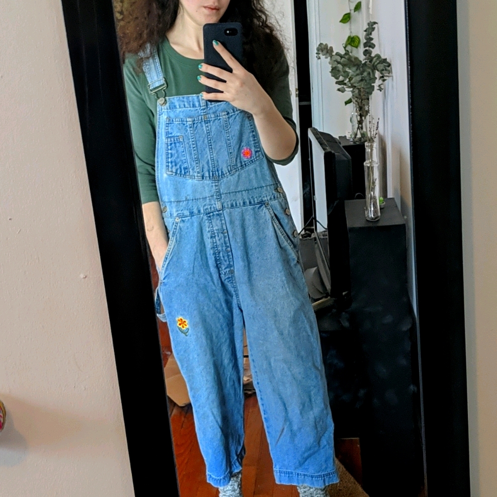 Light wash embroidered overalls